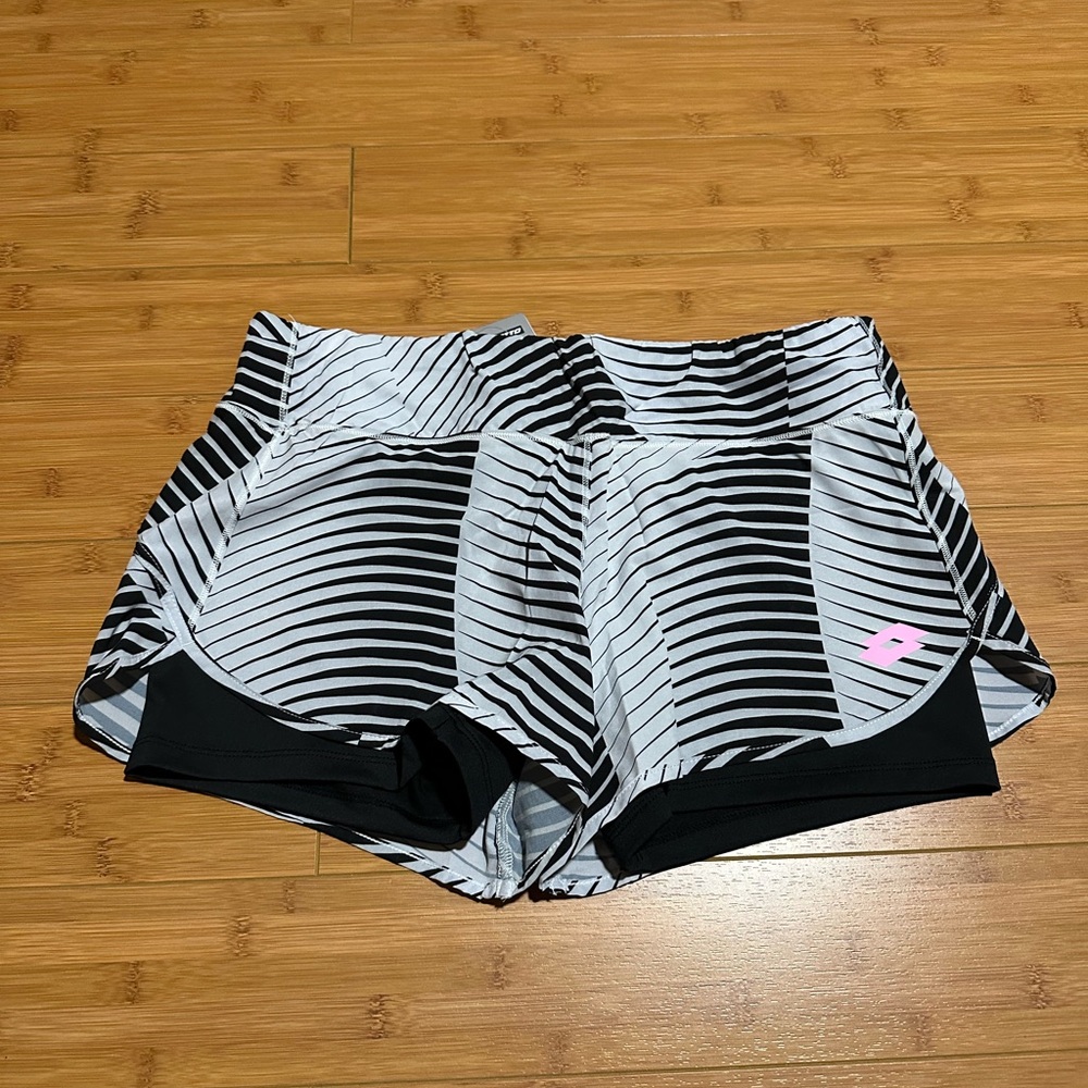 Lotto top tennis shorts (L)